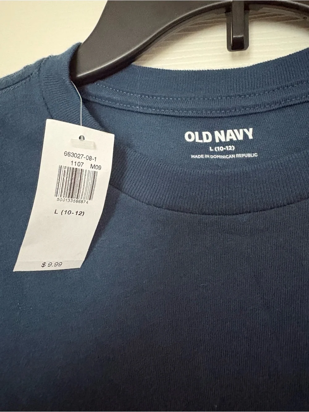 Old Navy Teal Graphic 'Gallery & Art Club' Short Sleeve Tee